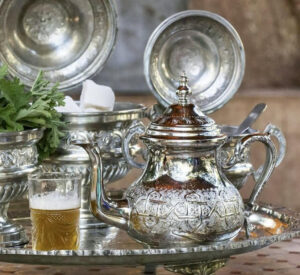 How to Prepare Moroccan Mint Tea
