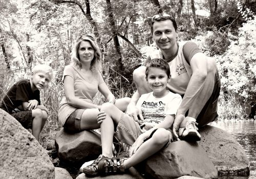 family-286247_1280